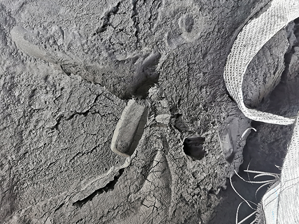 聯(lián)開(kāi)回收鈷酸鋰粉 鋁鈷紙三元粉 正規(guī)廠家